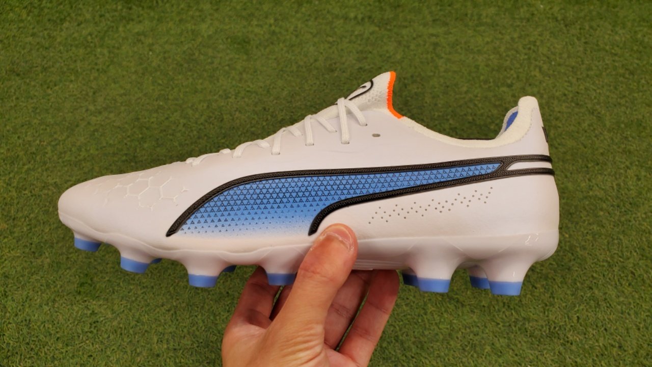 PUMA キングアルティメット HG 簡易解説 - 0014のblog