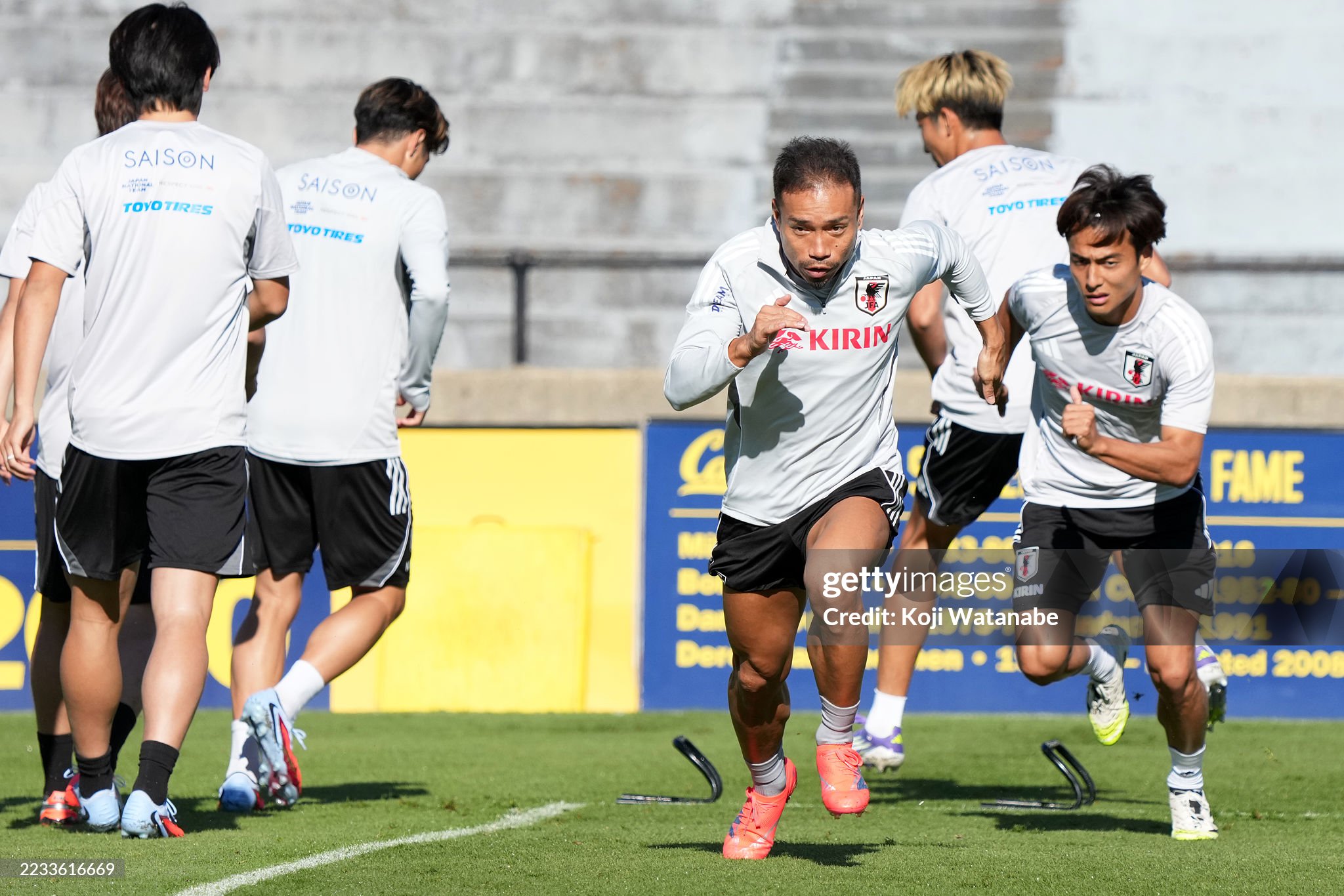 w杯日本代表 長友選手特注スパイク！！！ w杯日本代表 長友選手特注スパイク！！！