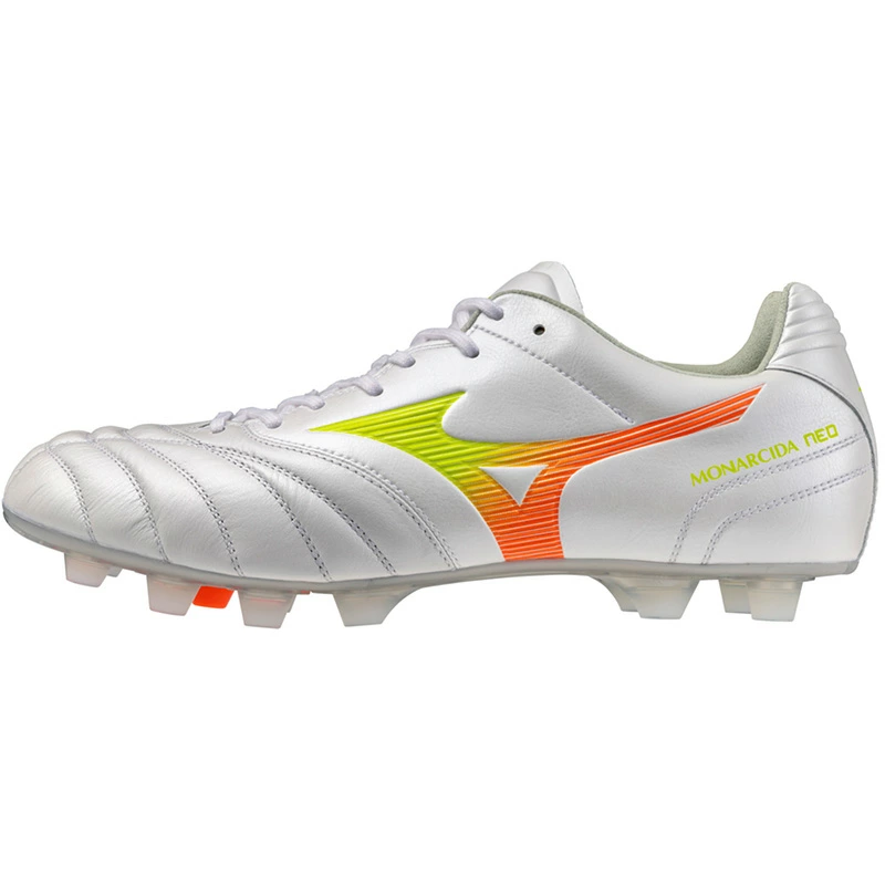MORELIA NEO 3 ワールドカップ限定モデル　格安 ミズノ モナルシーダNEO3 ワールドカップカラーが登場か - 0014のblog