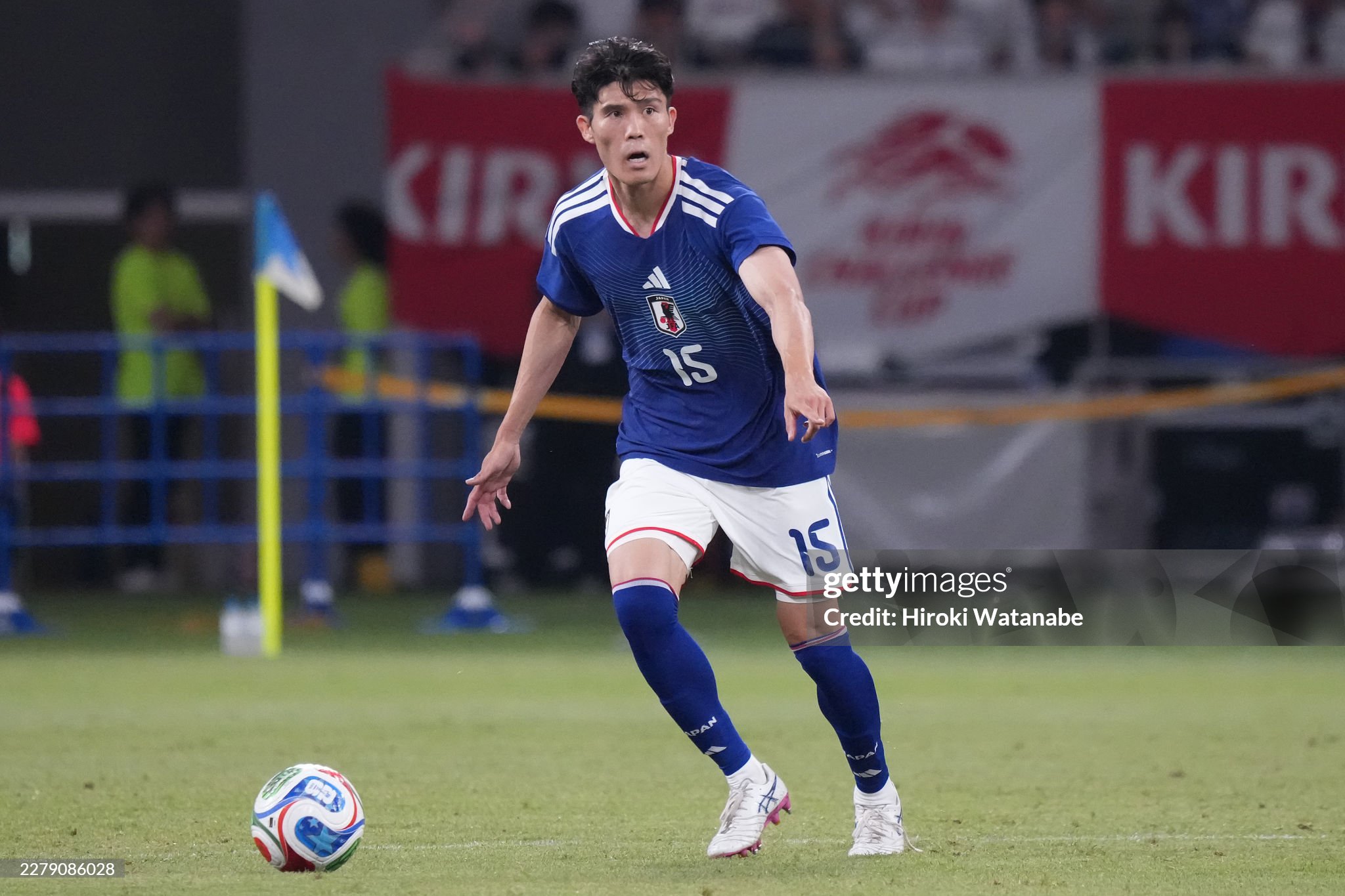 サッカー日本代表 冨安健洋選手からわかる スパイク選びのポイント